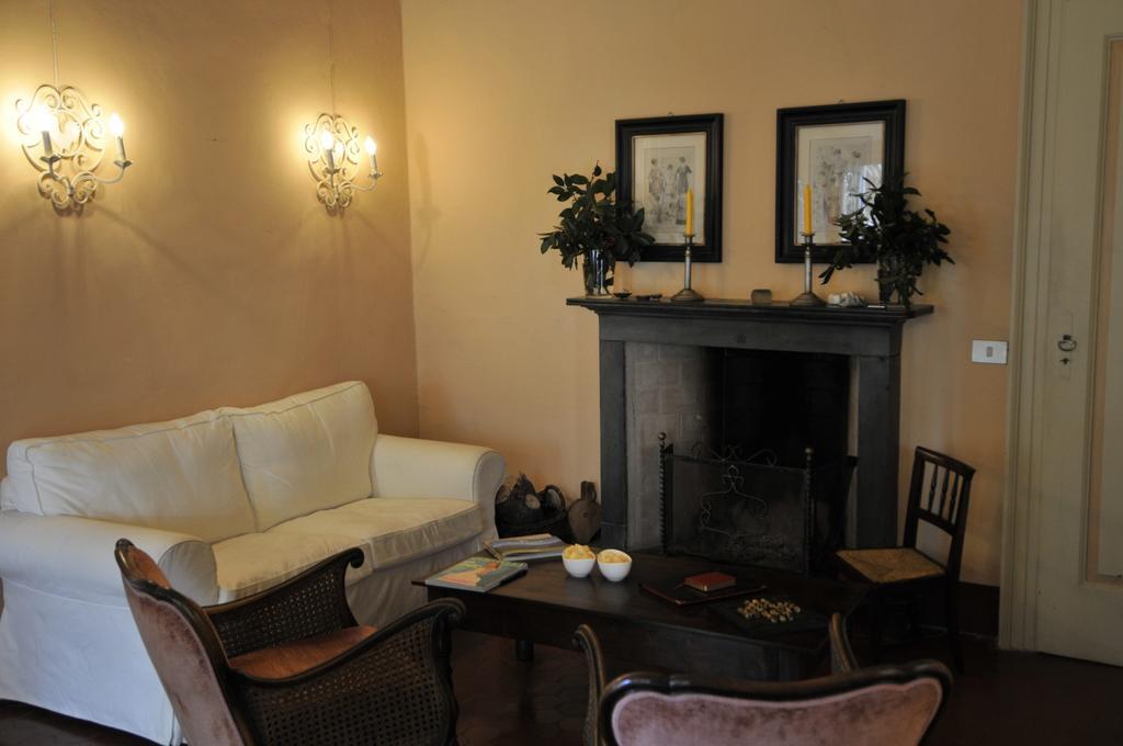 Villa Cavadini Relais อัพพิอาโน เจนติเล ภายนอก รูปภาพ