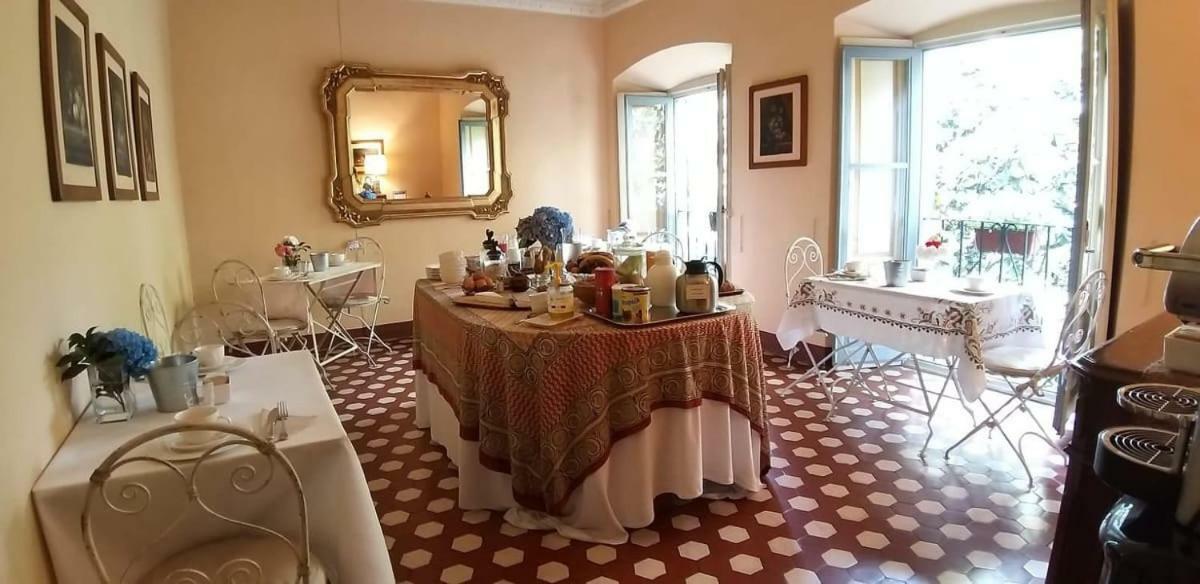 Villa Cavadini Relais อัพพิอาโน เจนติเล ภายนอก รูปภาพ